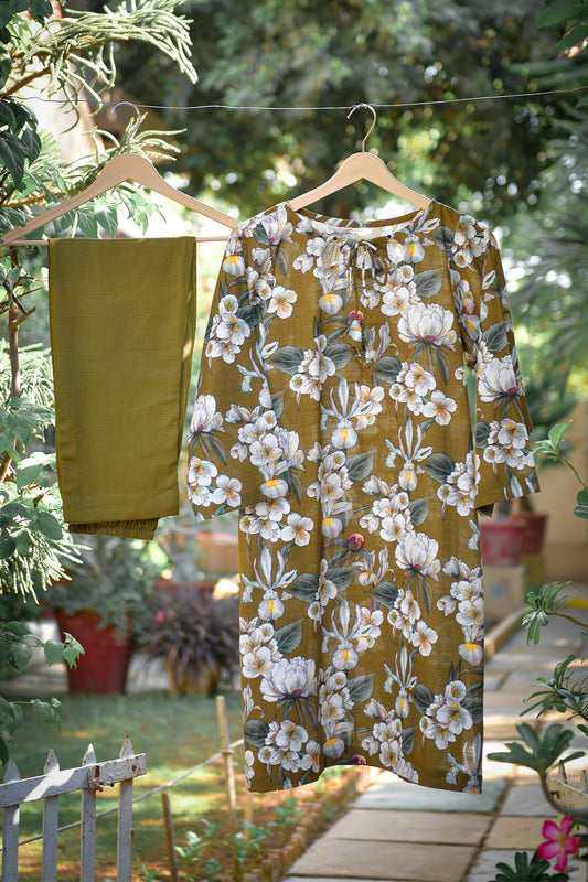 Nuray Slub Khaddar Three Piece D-01